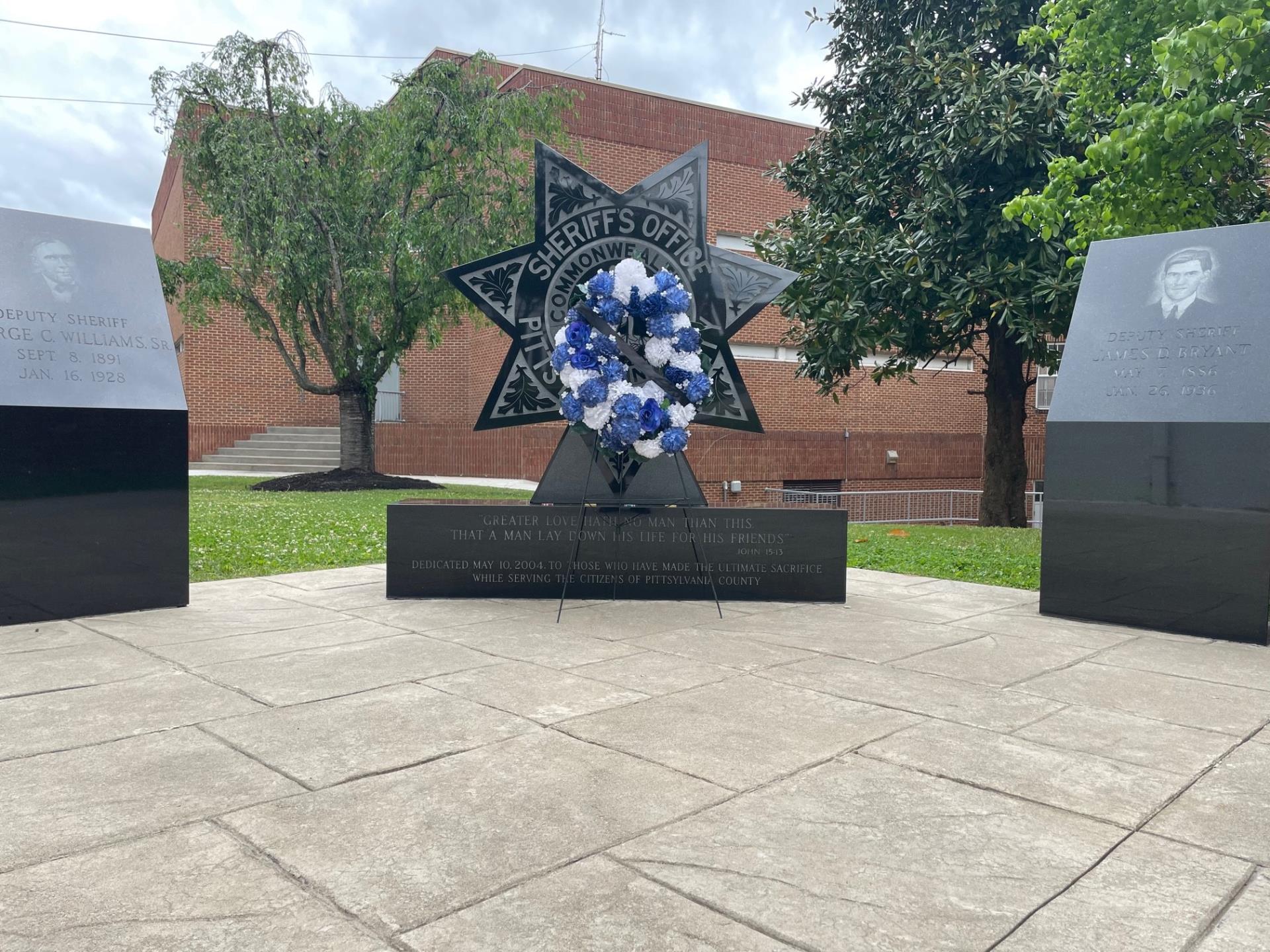 Close photo of Sheriff memorial